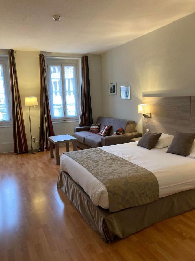 Hotel De La Poste 普宜恩·奥苏瓦 外观 照片