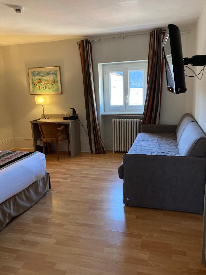 Hotel De La Poste 普宜恩·奥苏瓦 外观 照片